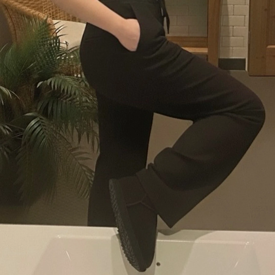 Svarta UGG boots i mocka - 4