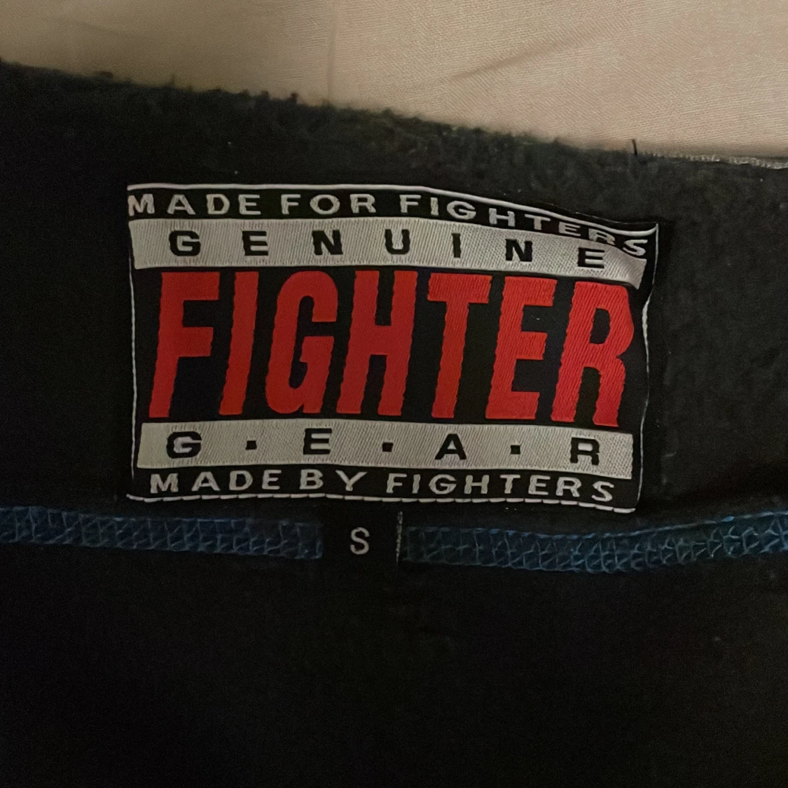 Svart hoodie från Fighter Gear - 2