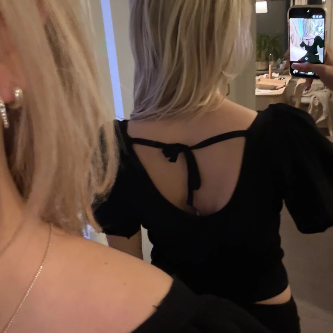 Topp med knyte i ryggen - 1