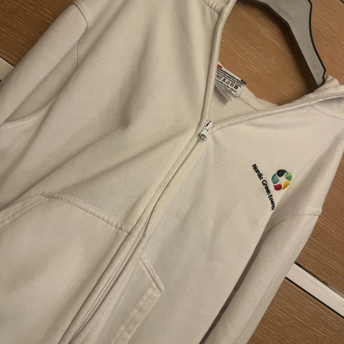 Vit hoodie med dragkedja Nordex - 1