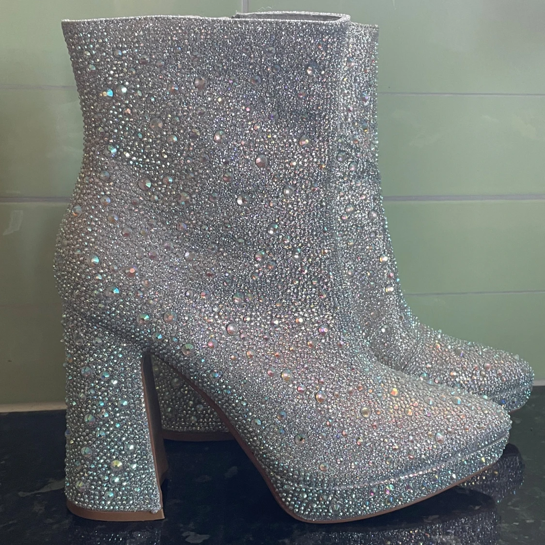 Glittriga silver boots med klack - 1