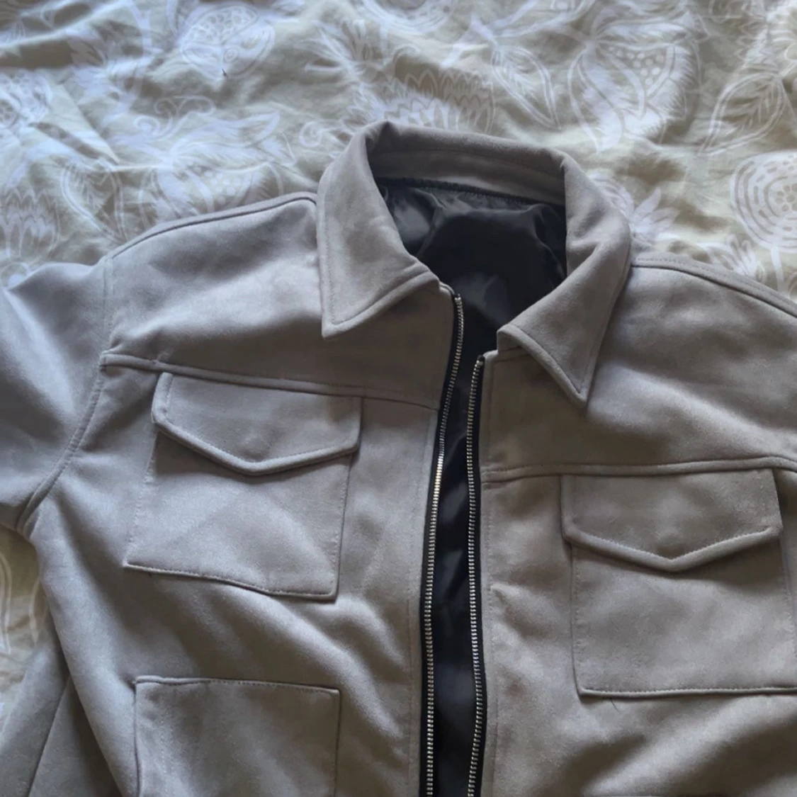 Beige mocka overshirt med dragkedja - 2