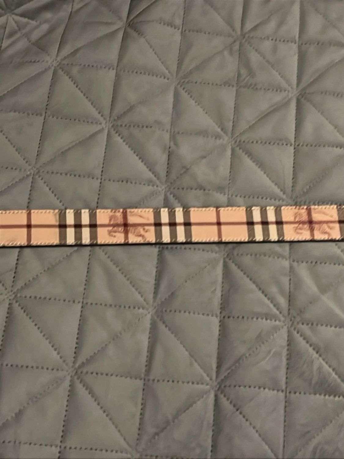 Burberry bälte med guldigt B-spänne - 2