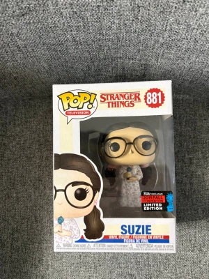 Funko pop Suzie - Säljer Suzie från stranger things. Den är i mycket bra skick. Säljer henne lite dyrare då det är en limited edition och ligger mellan 400-800kr på andra sidor. 