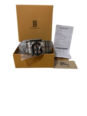 Rutig väst från Burberry med logga - Två sidor👊