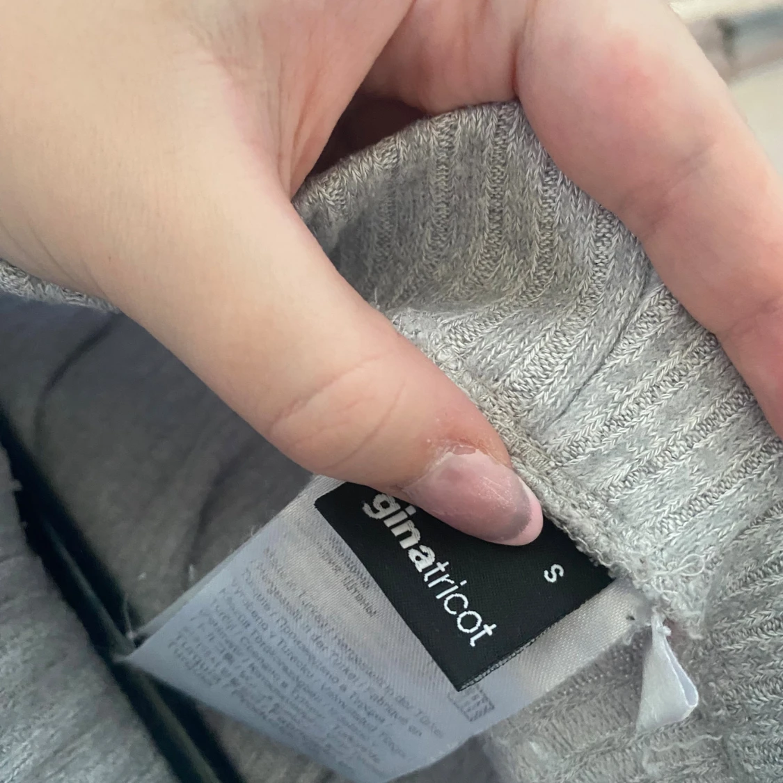 Gråa mjukissbyxor Gina Tricot  - 1