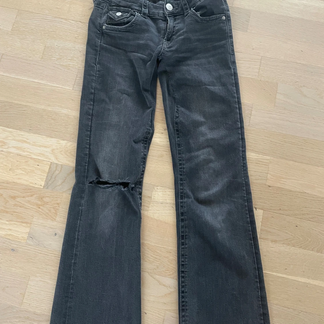 Super lågmidjade jeans - 1