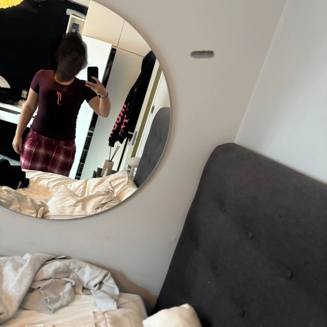 Vin röd tränings T-shirt 