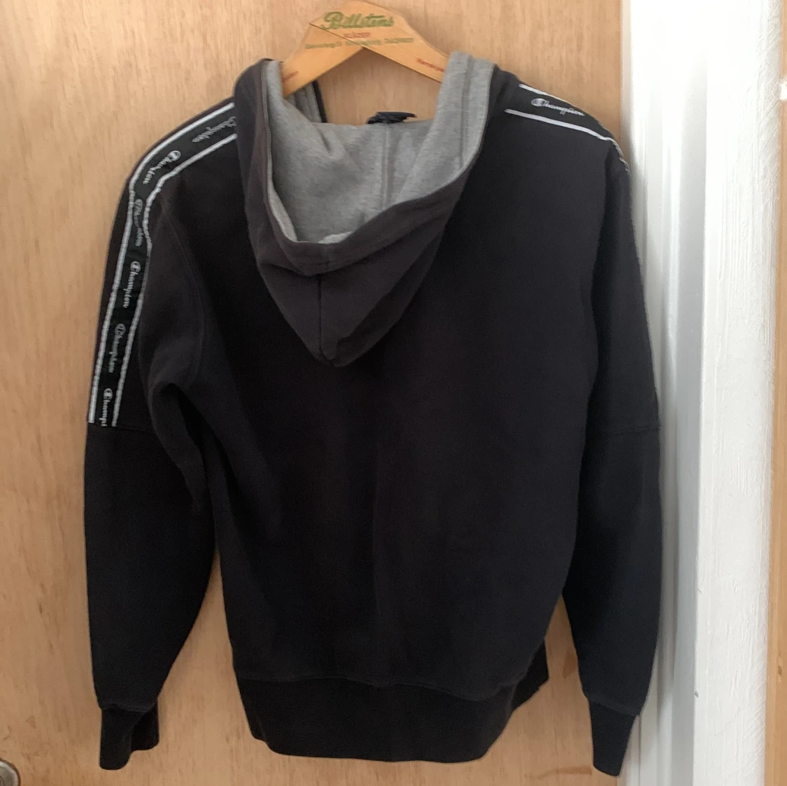 Svart Champion hoodie med half zip - 1