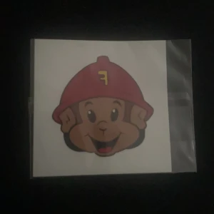 Gris h tatuering på flami. - Väldigt cool tatuering på flami väldigt bra kvalitet och väldigt rare.