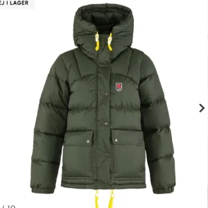 Expedition down lite jacket dam - SÖKER DENN GRÖNA ELLER SVARTA FJÄLLRÄVEN JACKA I XS ELLER S!!!