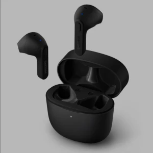 Philips trådlösa hörlurar med laddningsetui - Stilrena svarta trådlösa hörlurar från Philips med laddningsetui. Kompakt design, LED-indikator och bekväm passform. Perfekt för musik och samtal på språng. Inga synliga repor eller skador, ser ut att vara i mycket gott skick.