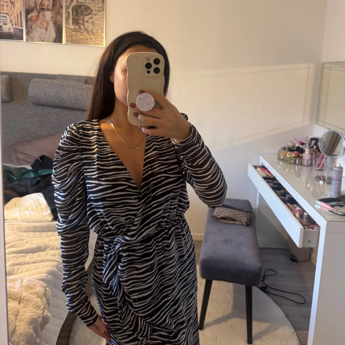 Zebramönstrad omlottklänning