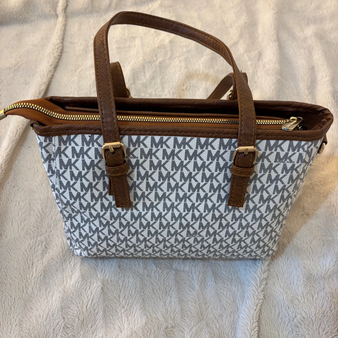 Michael Kors handväska med logomönster - 2