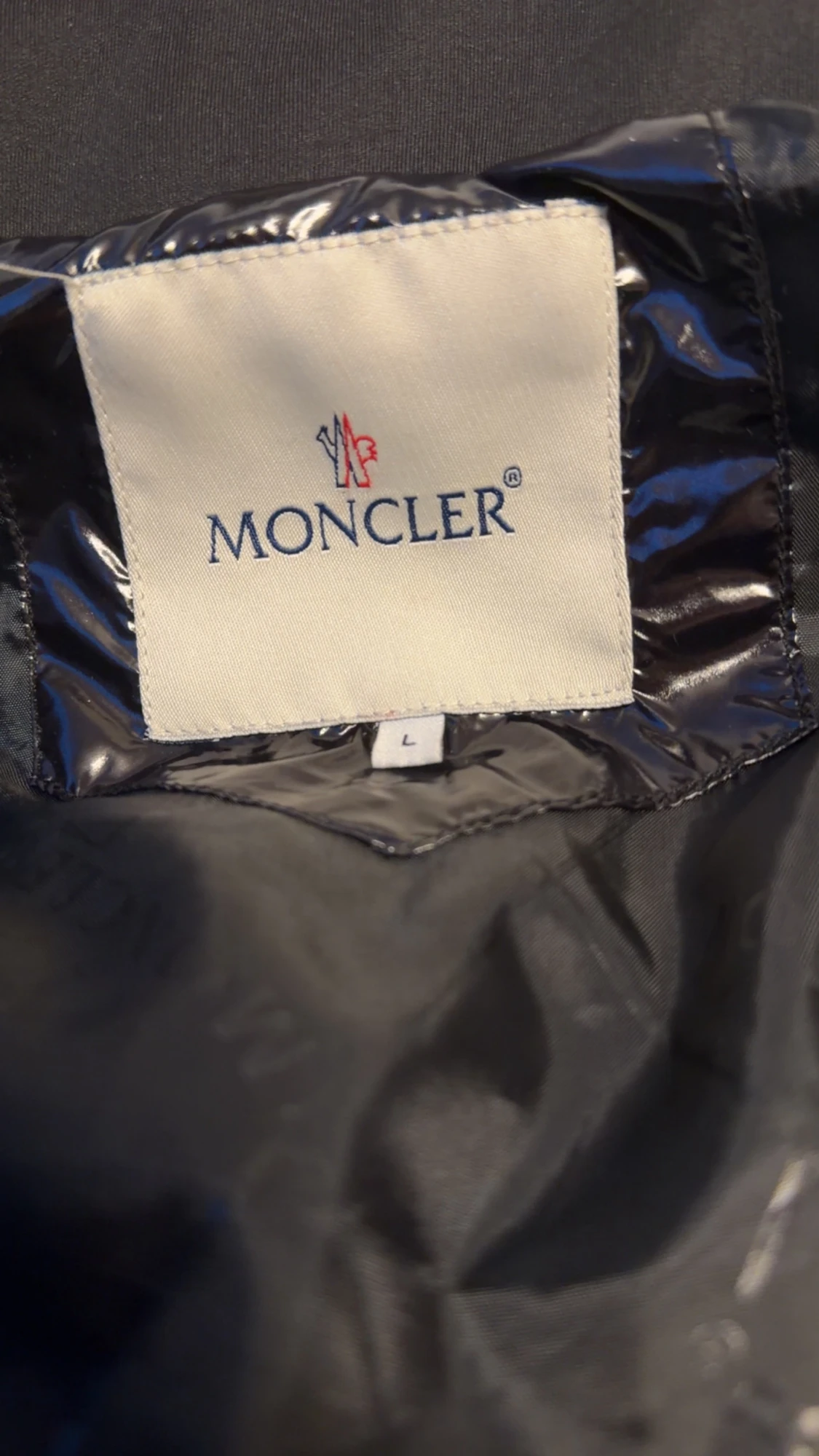Svart Moncler pufferjacka L - 2
