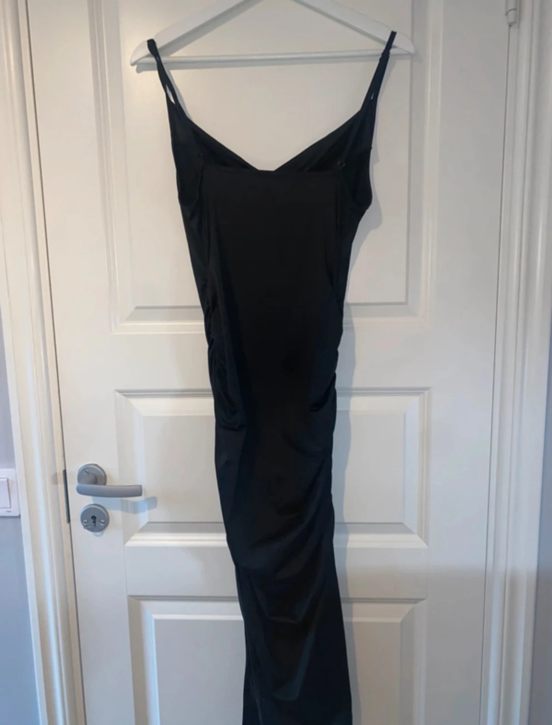 Svart klänning - 4
