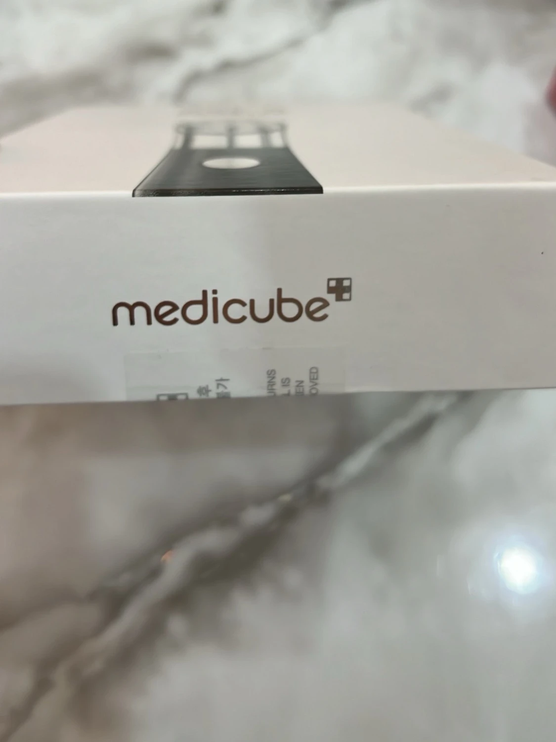 Medicube AGE-R Booster Ansiktsverktyg - 2