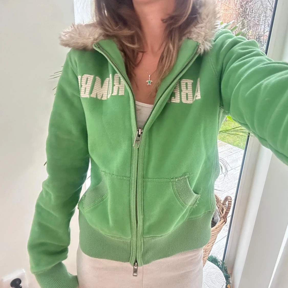 Abercrombie & fitch zip med foder och päls