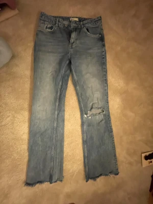 Jeans från Gina tricot - Blåa Jeans från Gina tricot