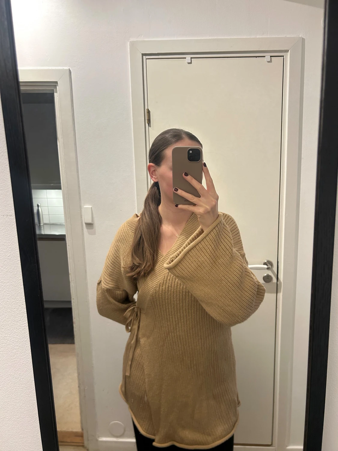 Beige ribbad kofta från NA-KD - 4