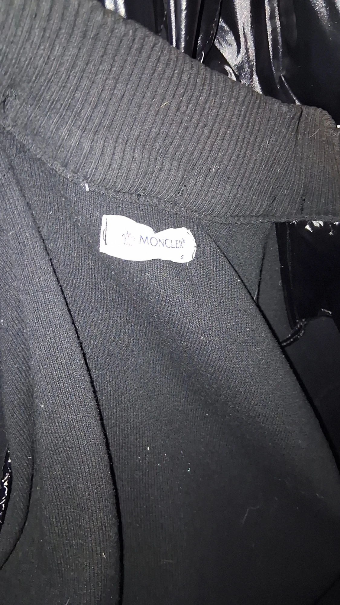 Svart pufferjacka från Moncler - 2