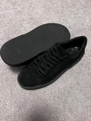 Svarta sneakers från Vagabond - Het nya passar också 45