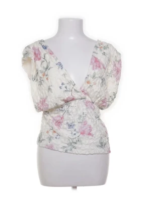 Söt topp från Gina  - Söt topp från Gina i storlek S