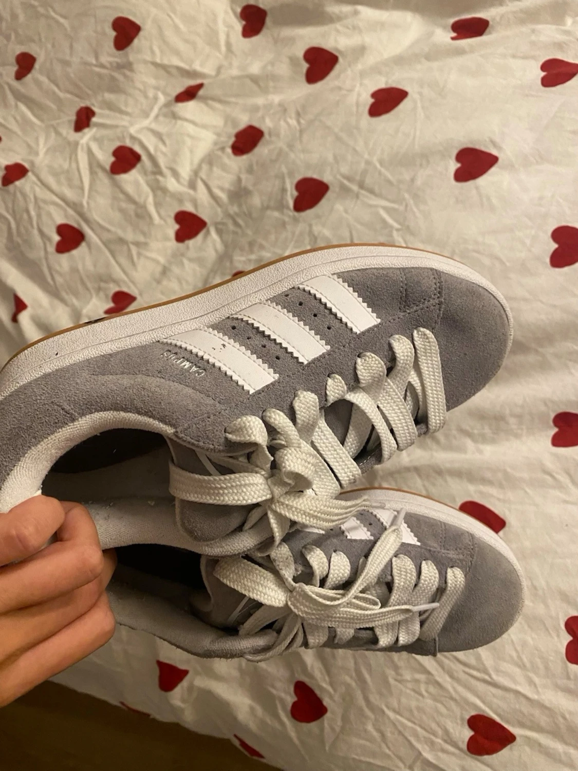 Grå Adidas Campus sneakers - 1