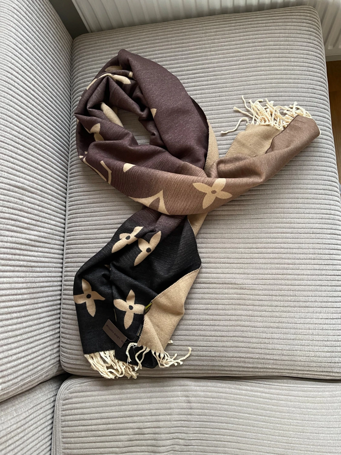 Vuitton beige-brun scarf - 1
