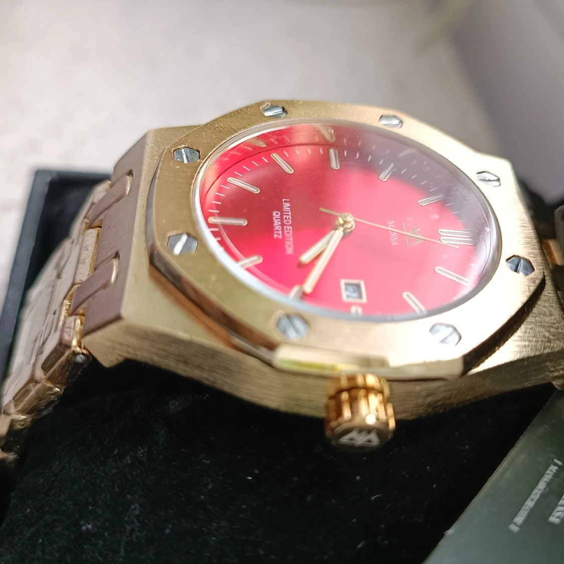 Helt Ny Guld klocka (limited edition) - 2