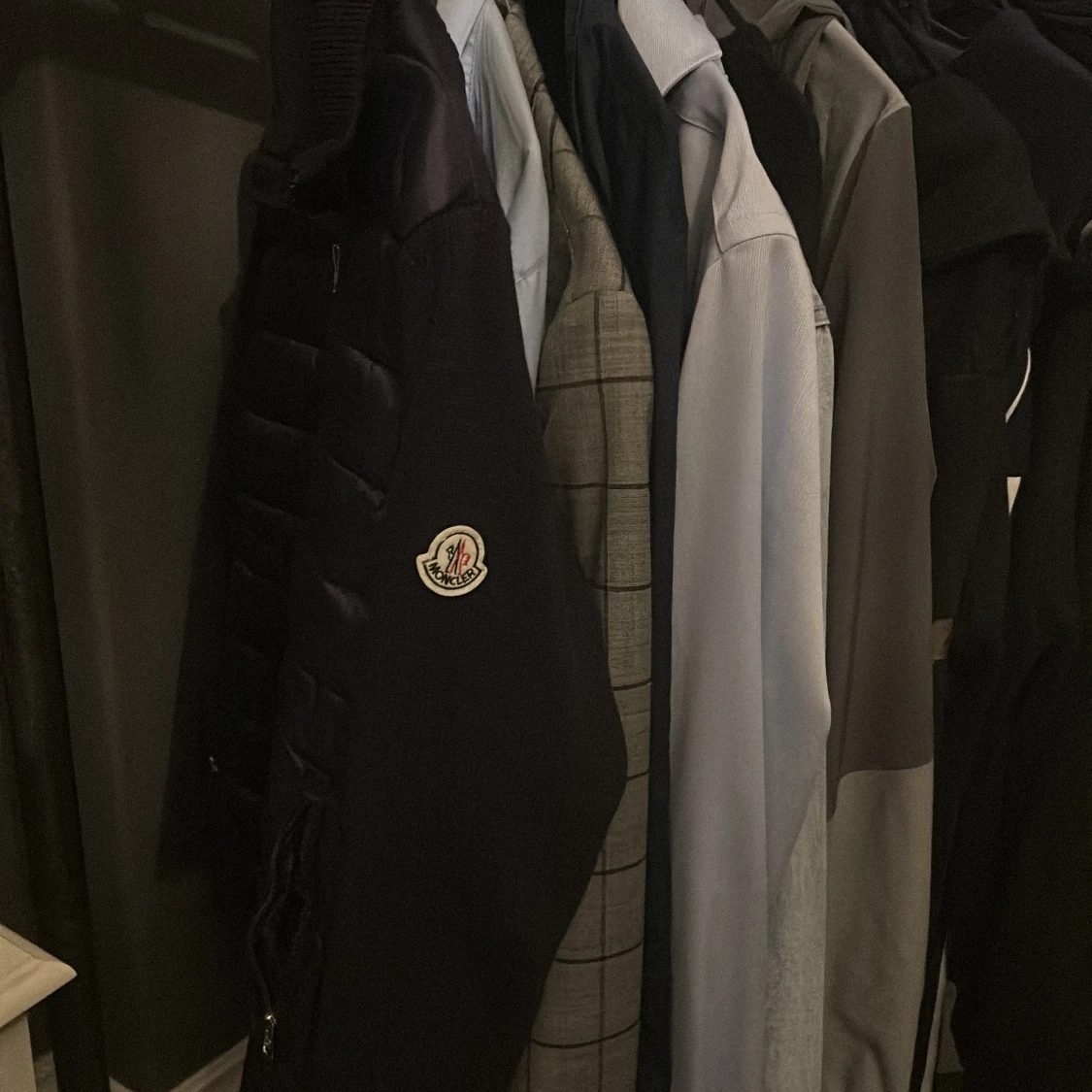 Svart Moncler pufferjacka herr