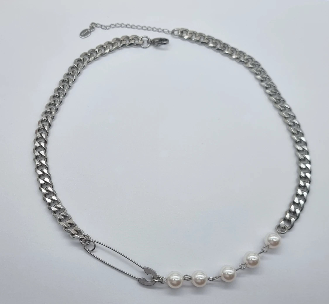 Stilfullt halsband  - 2