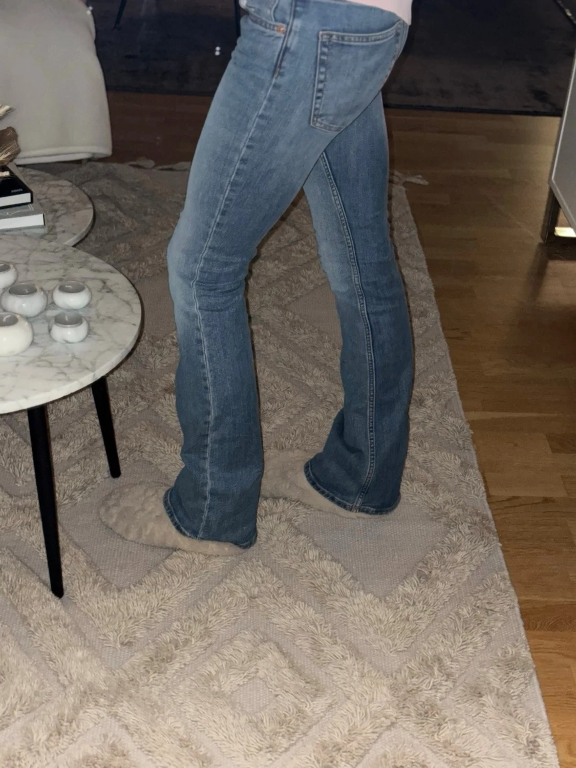 Blå bootcut low waisted jeans  - 2