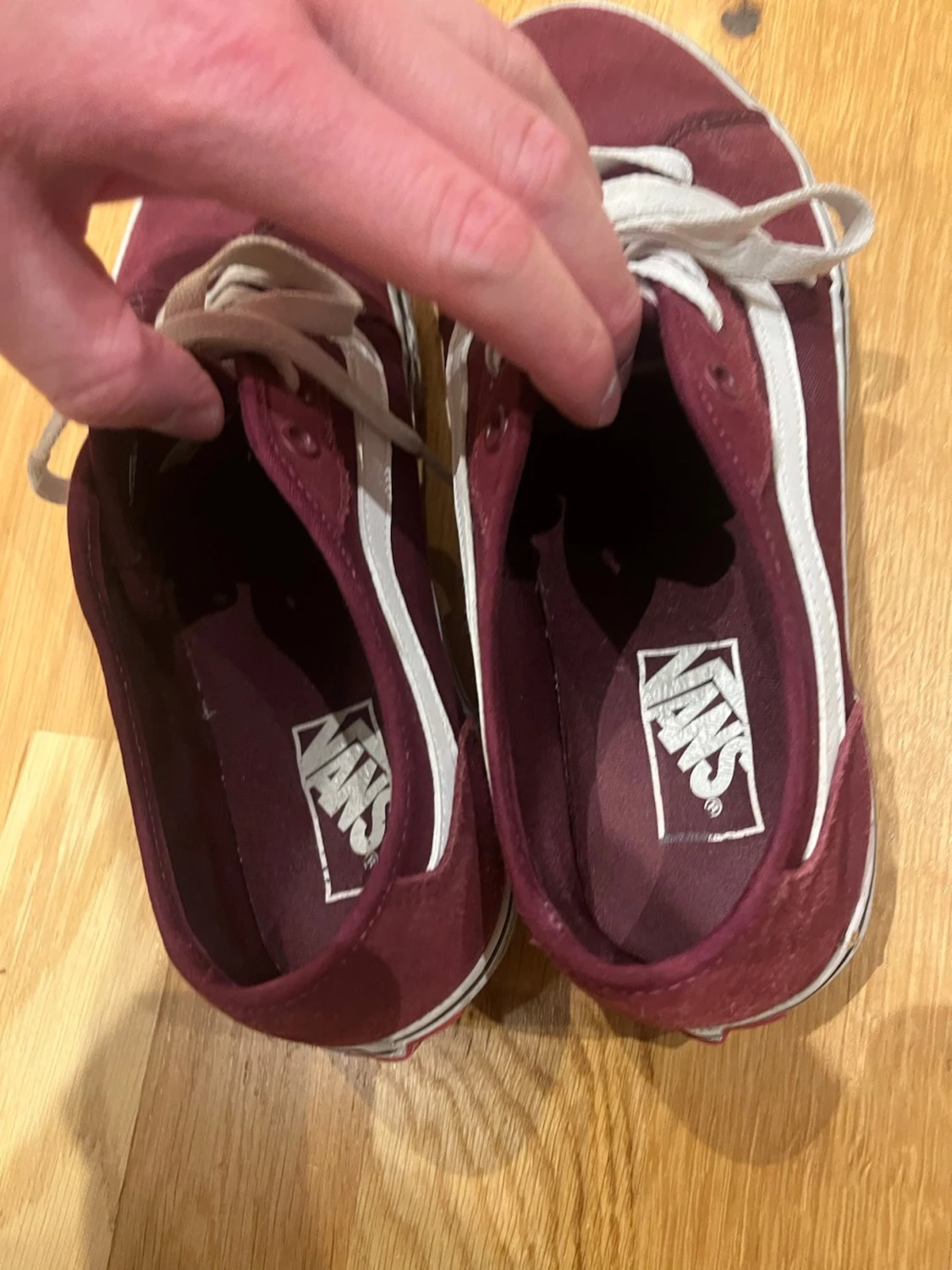 Vinröda Vans, 42,5 - 3