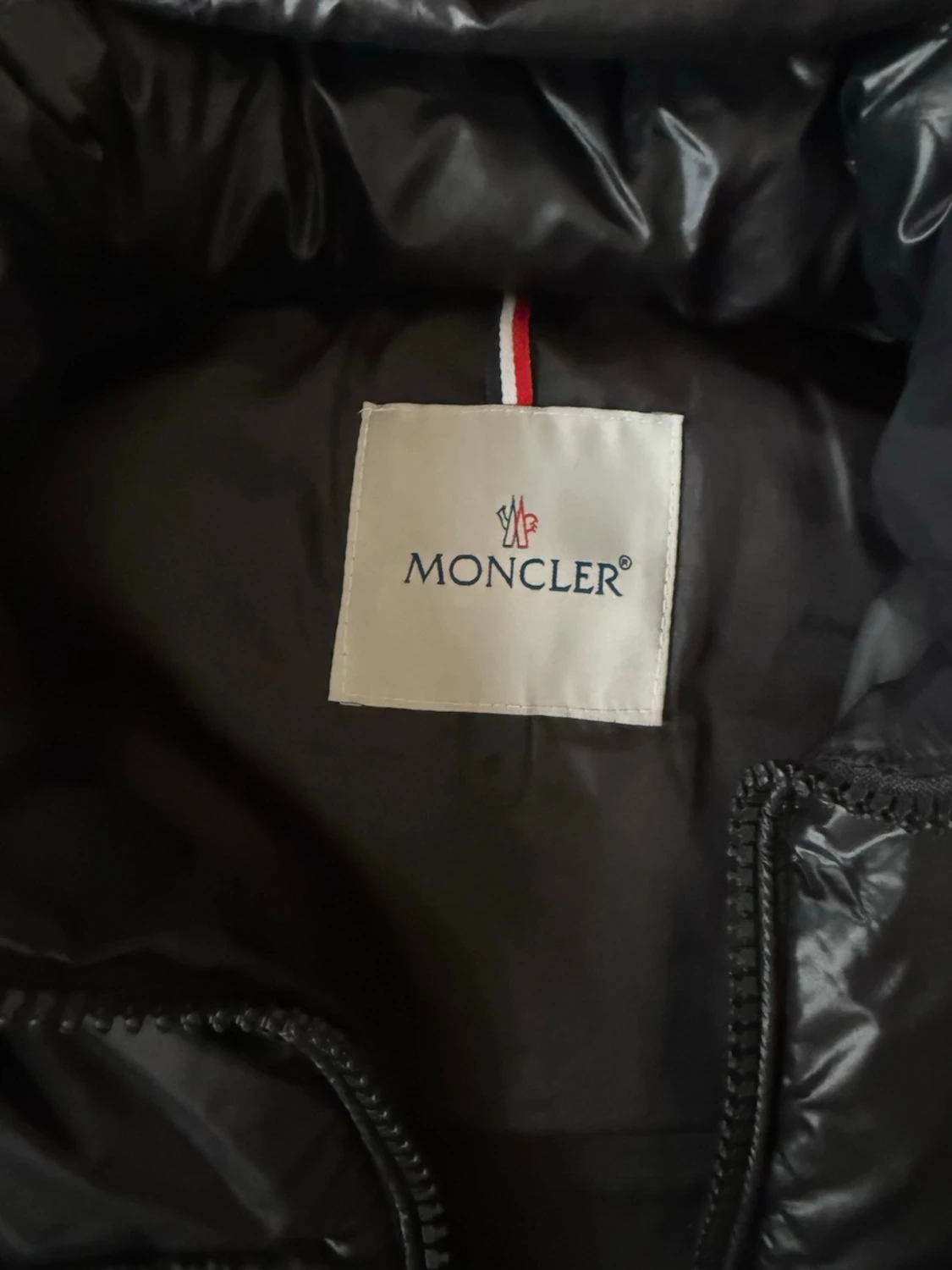 Svart dunväst från Moncler - 6