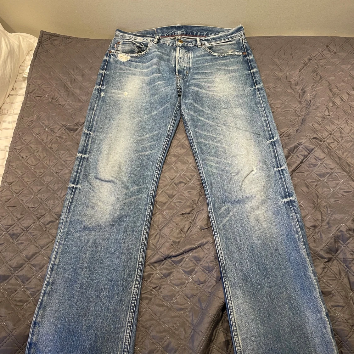 Mercer Straight jeans