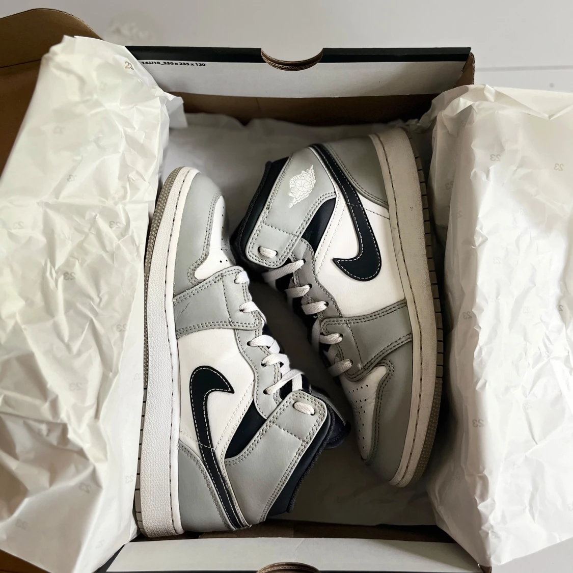 Nike Air Jordan 1 Mid vit/grå - 3