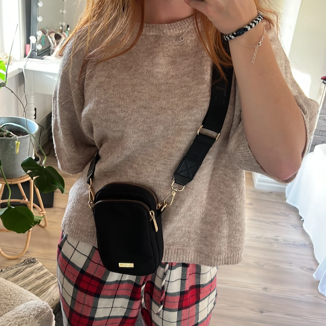 Svart axelväska från DAY ET - 2