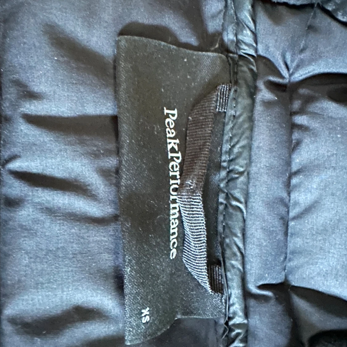 Svart dunjacka Peak Performance XS - 2