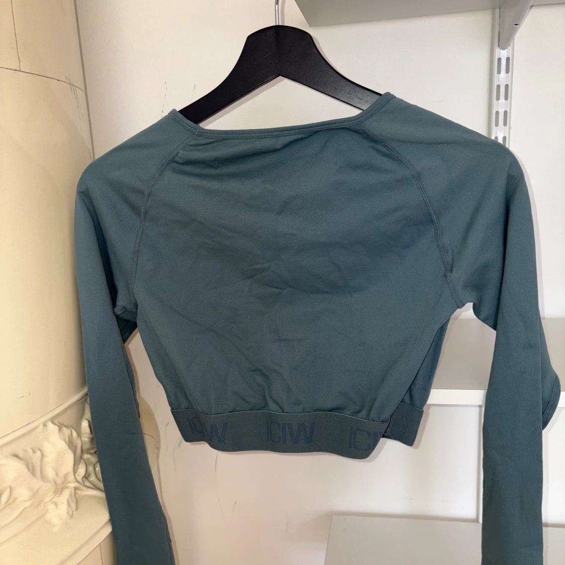 Långärmad träning crop top från ICANIWILL - 1