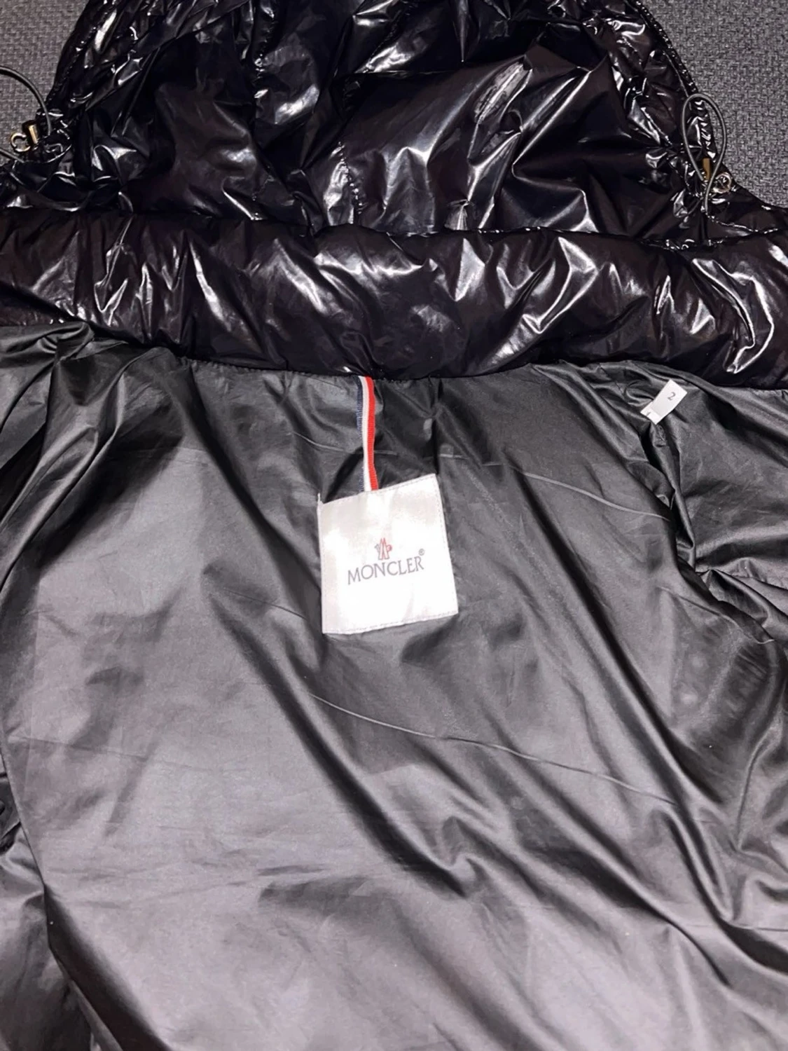 Svart pufferjacka från Moncler - 3