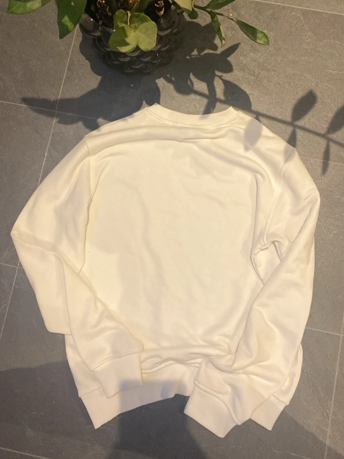 Vit sweatshirt från Peak Performance - 1