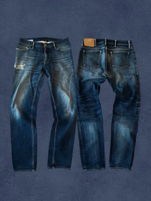 Acne Studios Jeans - Säljer nu dessa jeans från Acne Studios. Bra skick, hål vid fickan men bidrar till looken. 29/32, längd: 98, midja: 39, fotvidd: 16. Skriv vid frågor