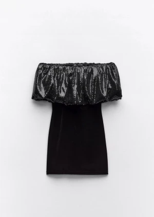 Zara paljett klänning - Paljett klänning från Zara, perfekt till nyår! Köpt för 399kr