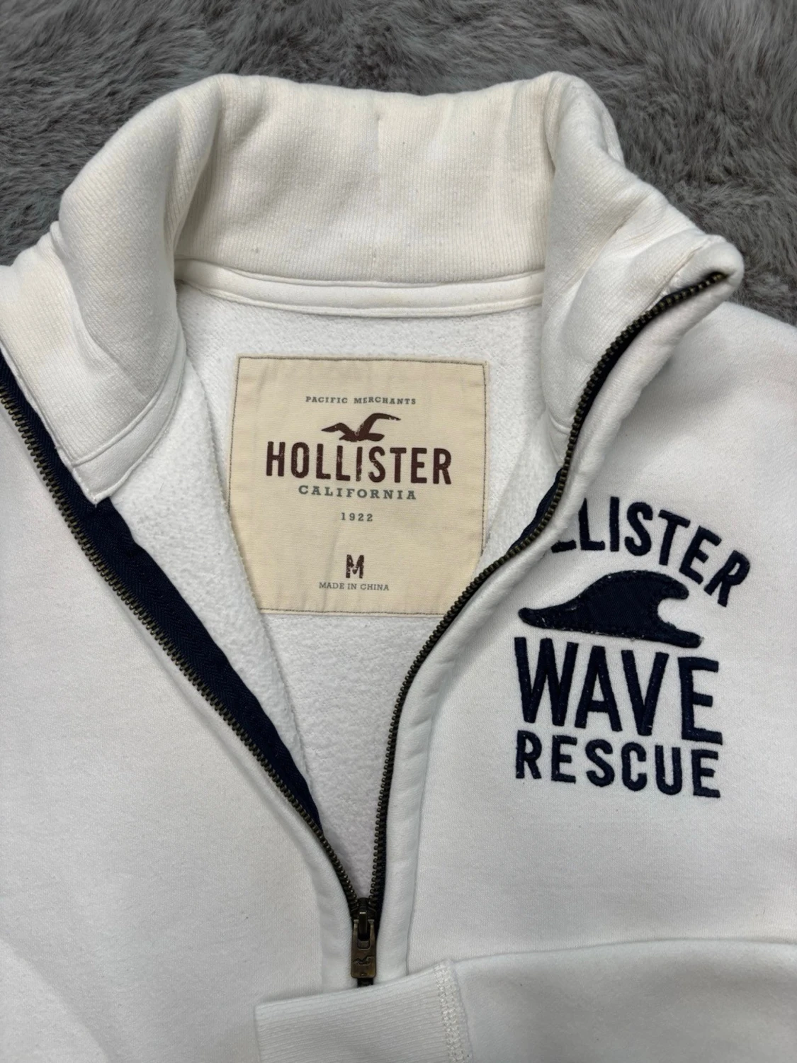 Hollister zip - 2