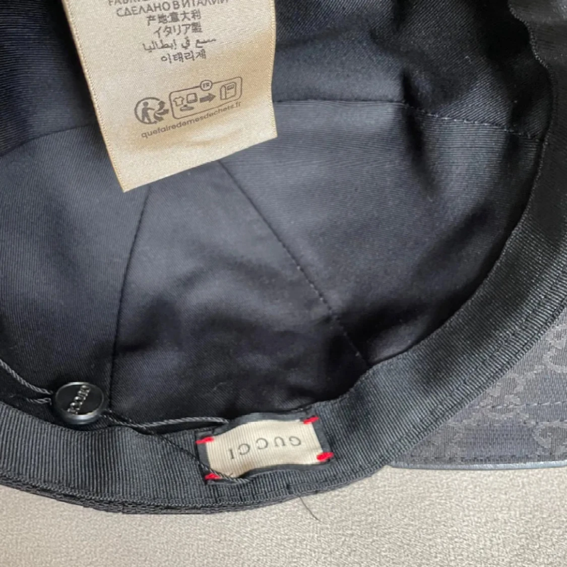 Svart keps från Gucci med GG-mönster - 3