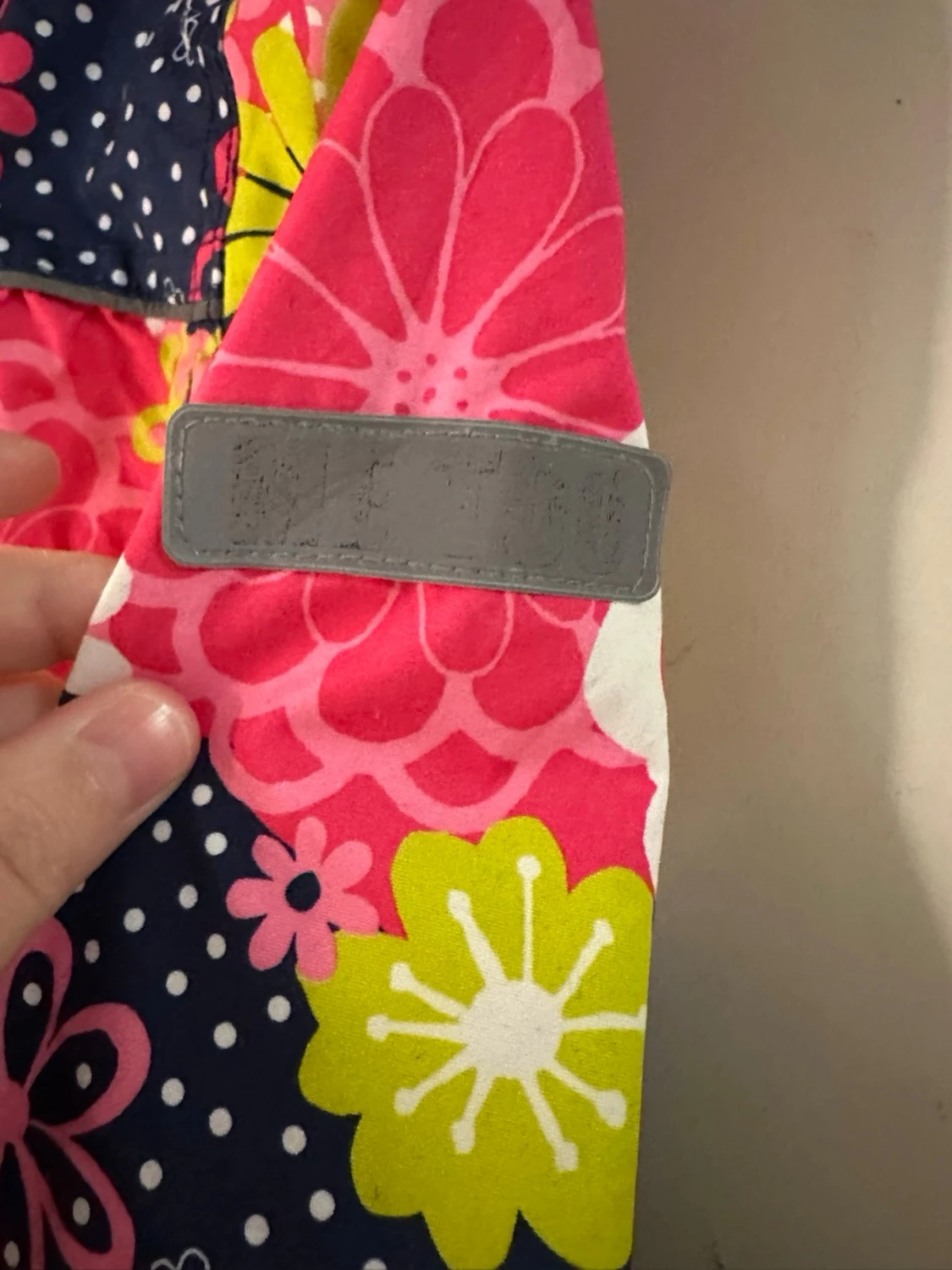 Blommig vårjacka  med rosa foder strl: 122 - 4