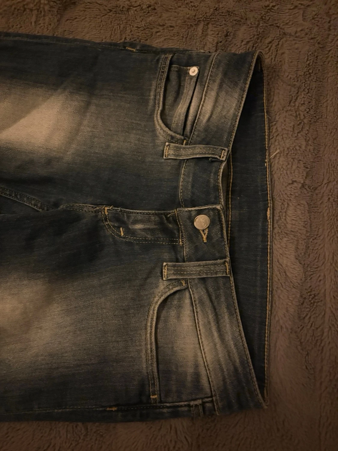 Bootcut jeans med ljus tvätt - 1