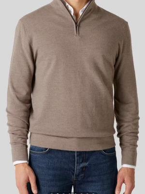 Beige half zip tröja These Glory Days - Säljer en beige långärmad tröja från These Glory Days i mjuk merinoull. Tröjan har en stilren half zip-dragkedja vid halsen och ribbade muddar. Perfekt för dig som gillar klassisk och enkel stil med premiumkänsla.