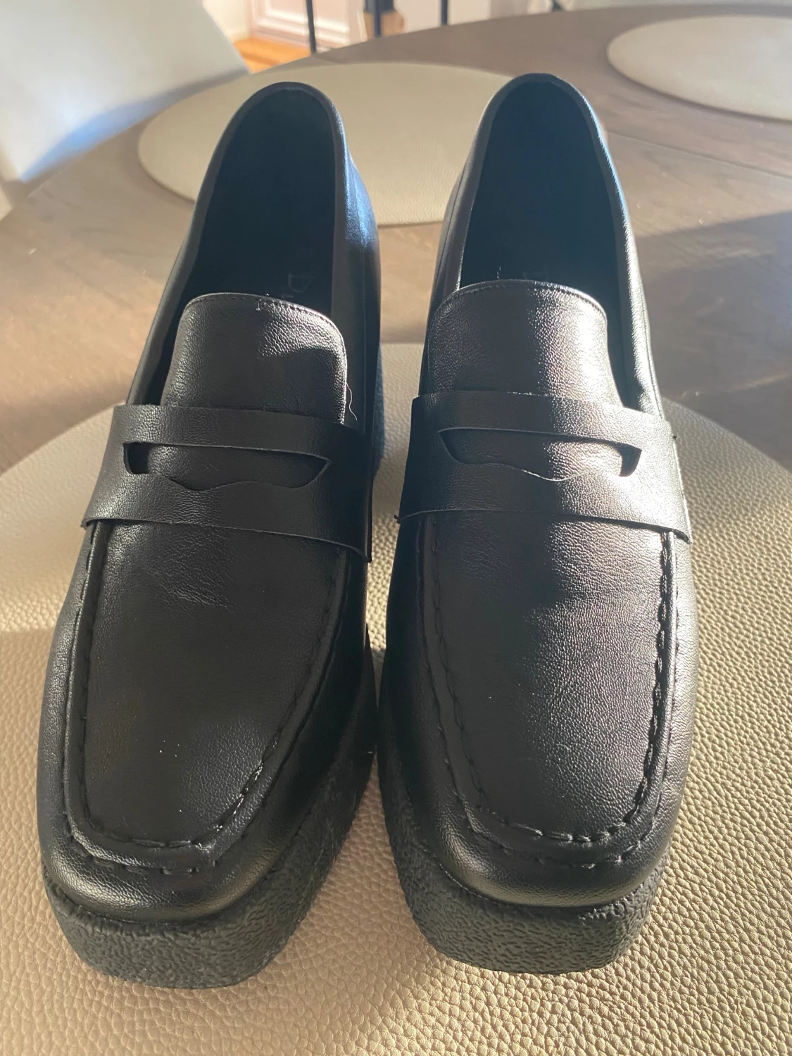 Svarta loafers med hög klack - 1